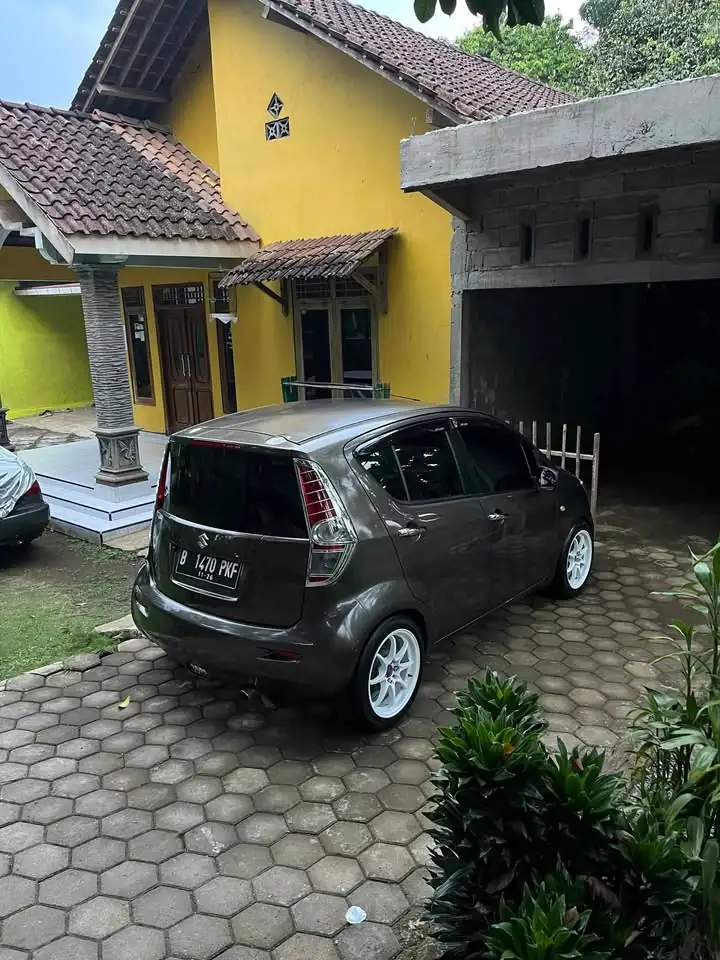 Suzuki splash manual th 2010