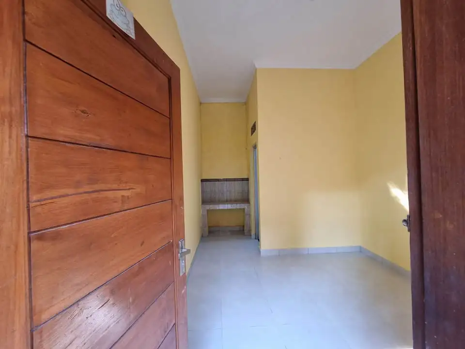 1 Kamar Tidur 1 Kamar Mandi – Rumah