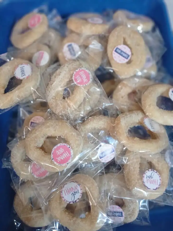 Aneka jajanan kue basah tegal