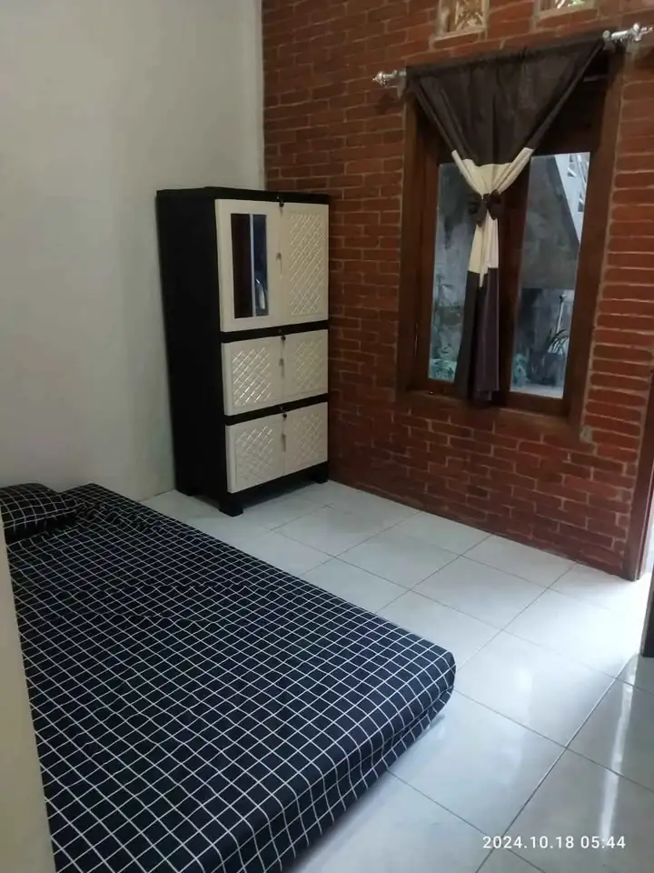 kos khusus putri salatiga jls Kecandran Salatiga