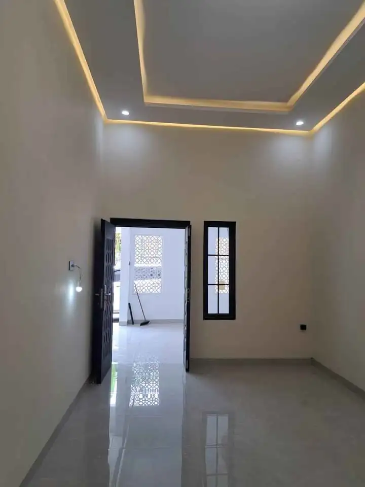 2 KT 1 Kamar Mandi – Rumah