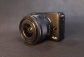 Kamera mirrorless canon eos m10