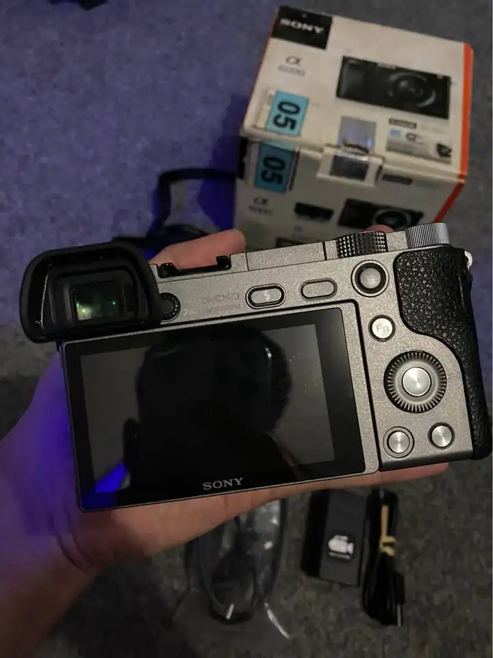 BO Sony A6000 Kondisi mulus 95%