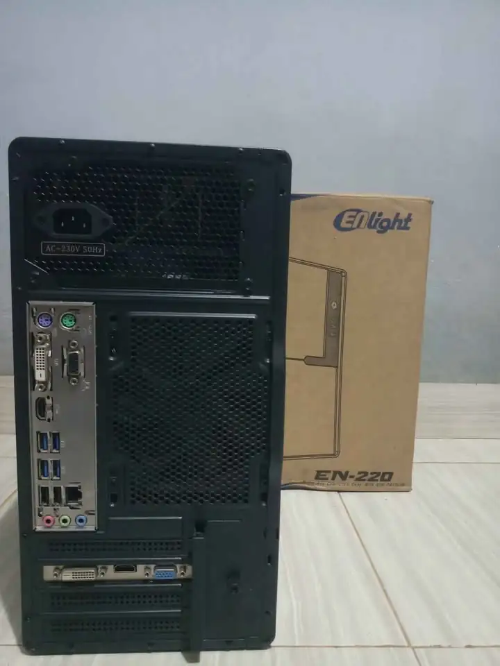 Komputer Ryzen 3 RAM 16GB DDR4 Normal Siap Pakai