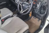 Hatchback 2012 Honda Jazz S matic