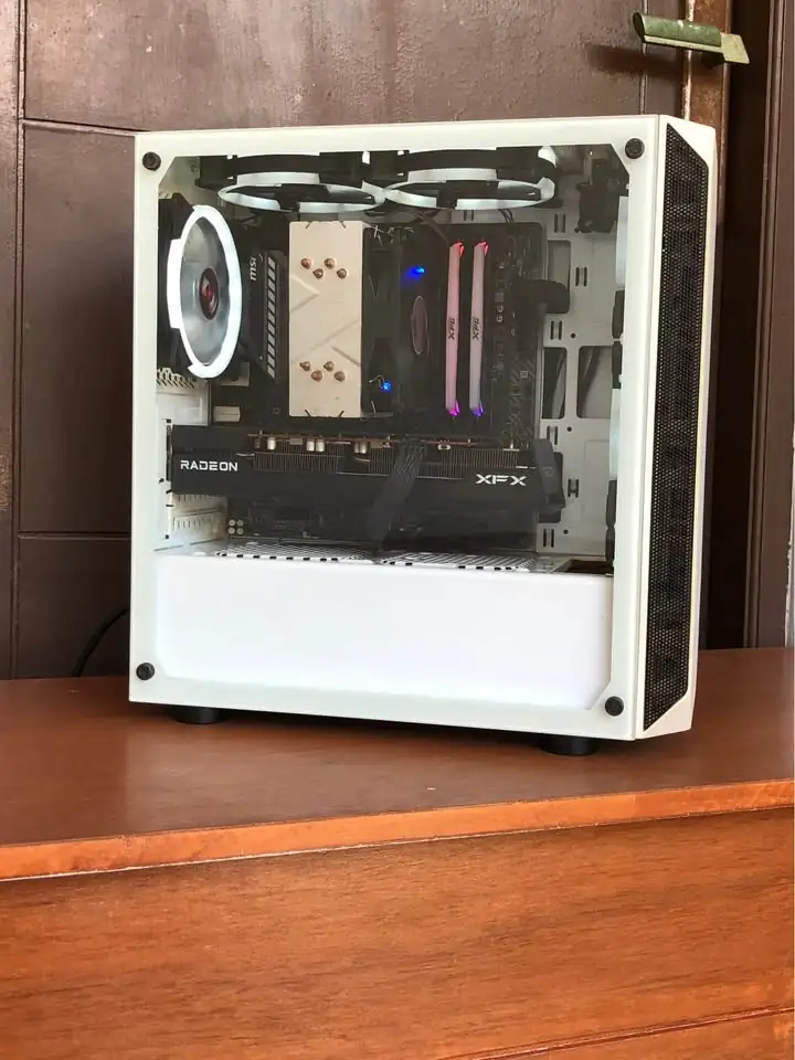 PC Gaming Intel i5 10400F + RX 6600XT 8GB