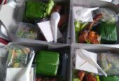 Nasi box ayam bakar / nasi box ayam goreng / nasi bento