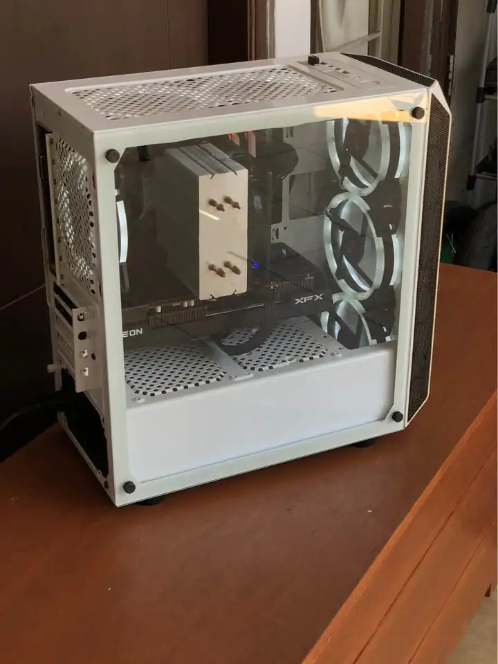 PC Gaming Intel i5 10400F + RX 6600XT 8GB