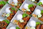 Nasi box ayam bakar / nasi box ayam goreng / nasi bento