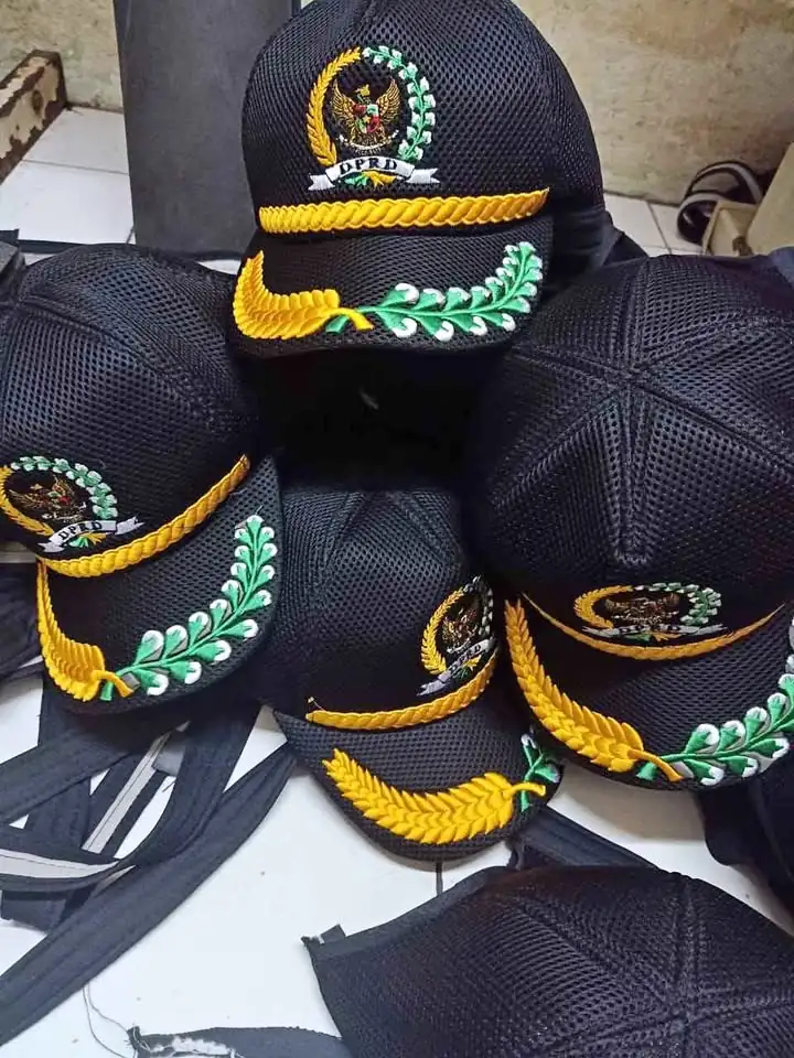 Topi DPRD bahan doble mass
