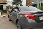 Toyota vios limo 2015 Rp80.000.000