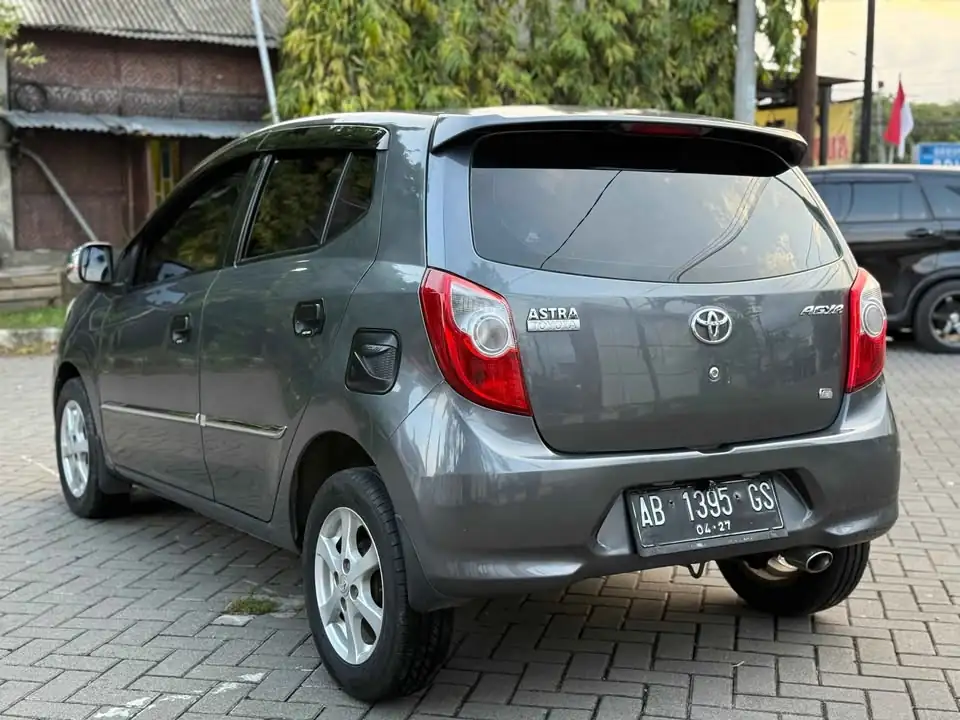 2013 Toyota agya g matic City Car