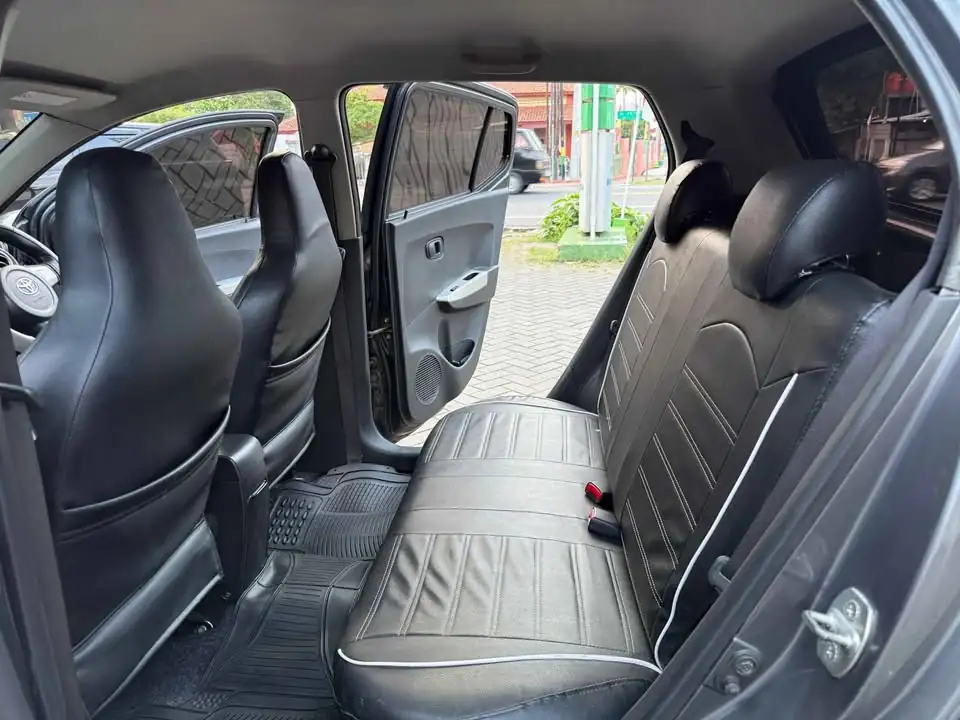 2013 Toyota agya g matic City Car