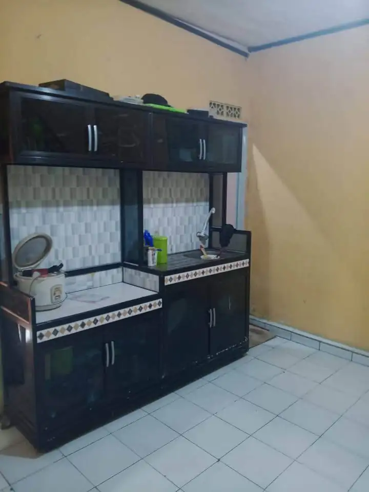 Rumah 2 lantai 2 Beds 1 Bath