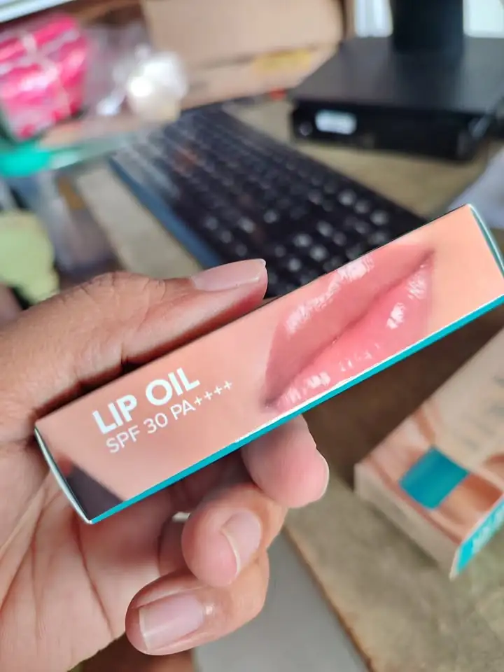 lip oil sunscreen facetology tinted Amaterasun