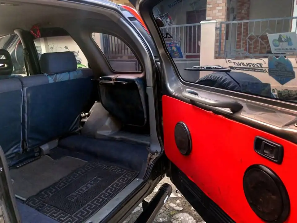 Daihatsu taruna Taruna 2000