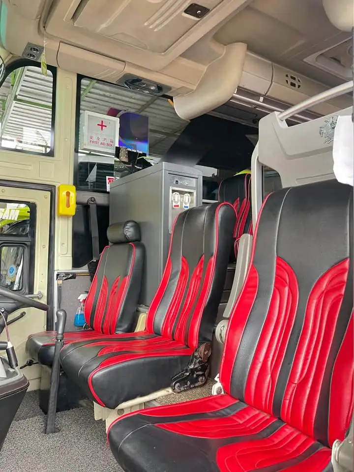 Sewa Bus Pariwisata Surabaya