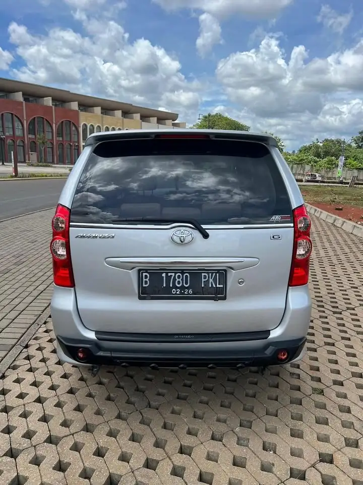 2011 TOYOTA AVANZA 1.3 G MATIC