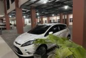Ford fiesta 2012 warna putih matic