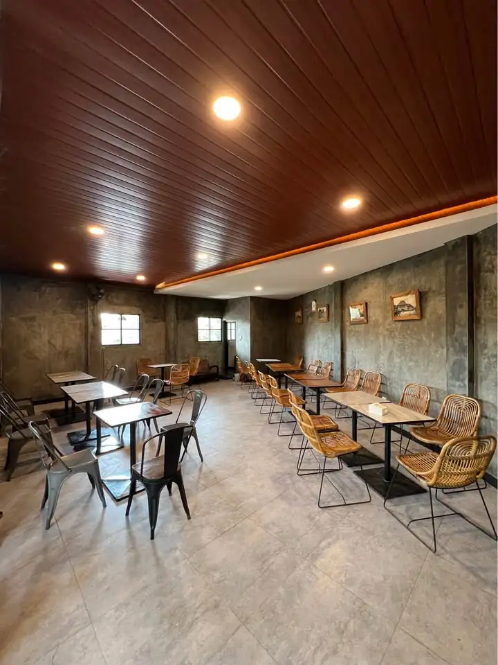 Jual Cafe belakang kampus UNS
