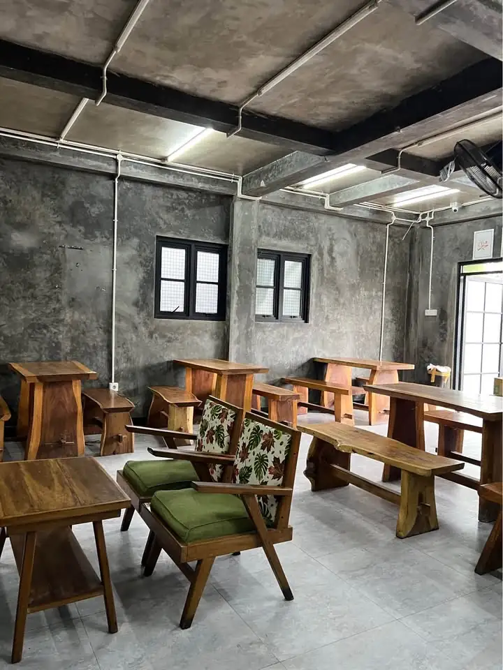 Jual Cafe belakang kampus UNS