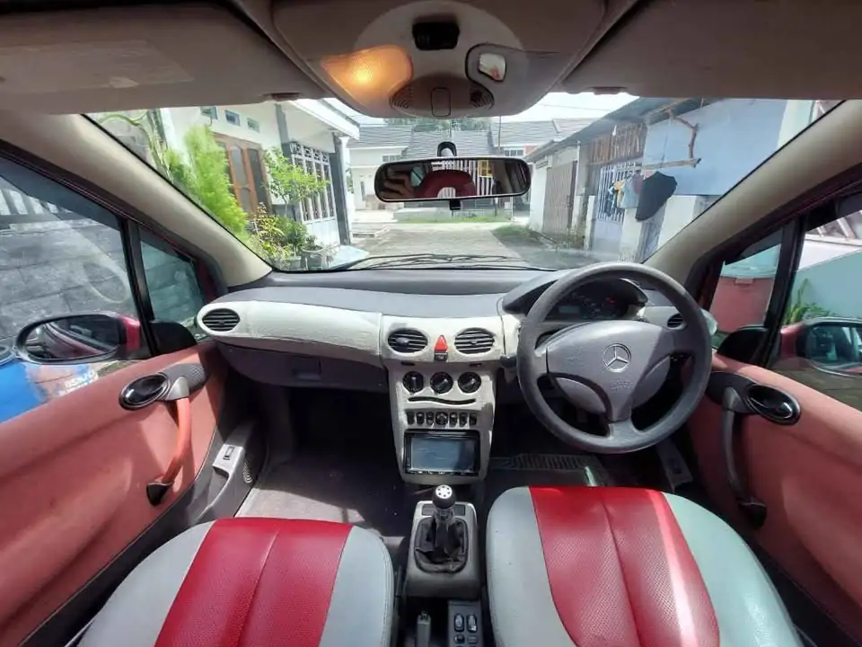 2000 Mercedes-Benz a-class