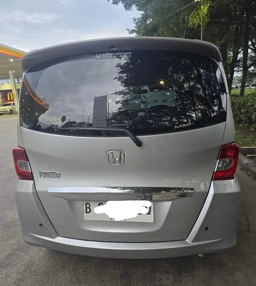 Honda Freed PSD A/T Tahun 2012
