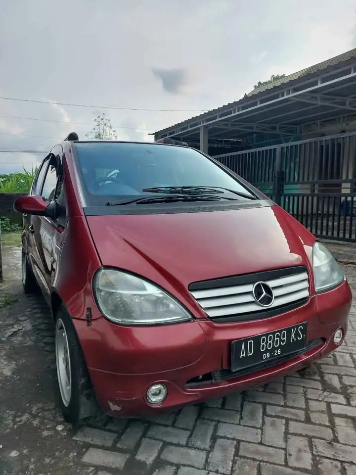 2000 Mercedes-Benz a-class
