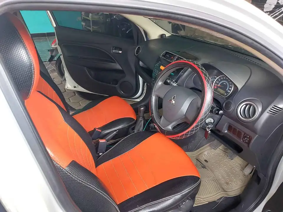 Mirage 1.2 GLX Manual Th 2015