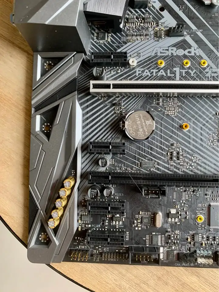 ASROCK Fatal1ty B360 Gaming K4