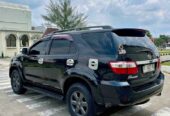 Toyota Fortuner Bensin G Lux Matic 2008