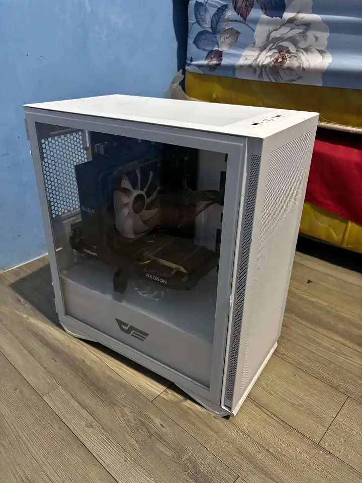 Pc Gaming Ryzen 5 5600x + RX 6600 8gb + Ram 16gb 3200mhz
