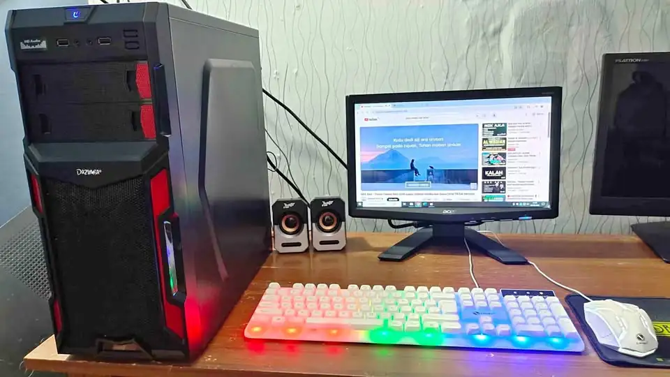 Komputer Fullset siap diajak lembur kerja
