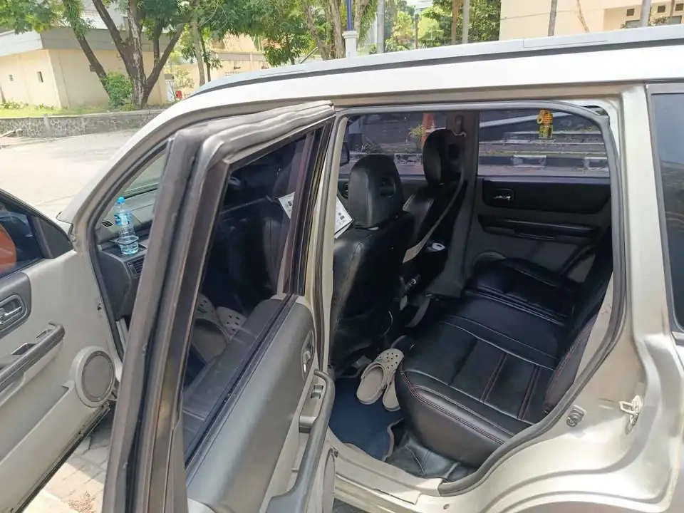 2005 Nissan x-trail