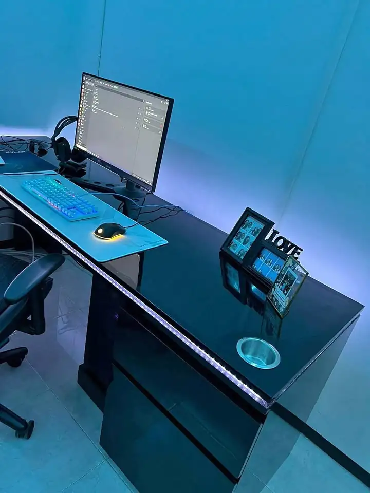 Meja Komputer Gaming Custom