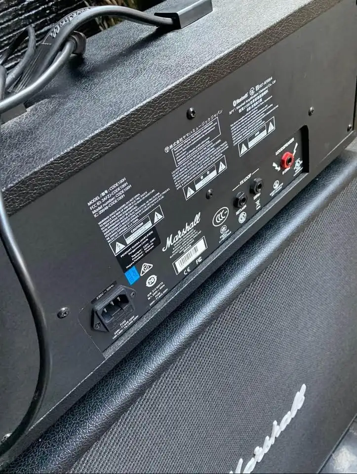 Marshall code 100 Head + Cabinet + Footswitch