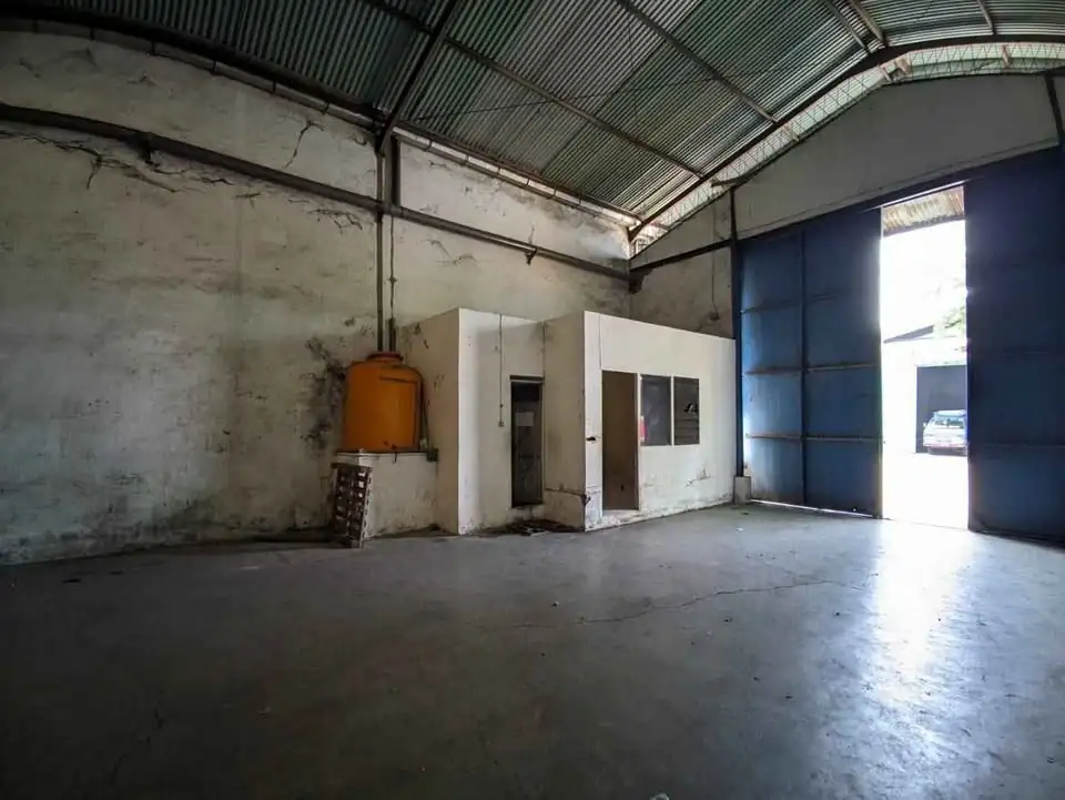 Disewakan Gudang Margomulyo Permai