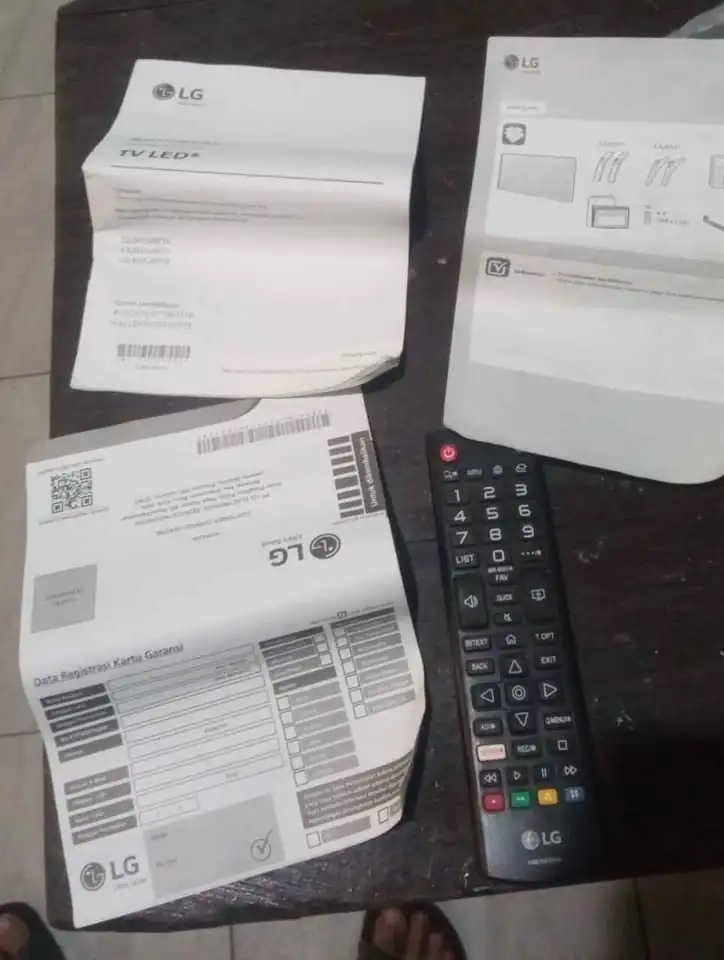 LG 32 digital fisik 95% murah awet gambar ok adem khas LG ada 5 unit