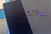 Vivo x70 12/256