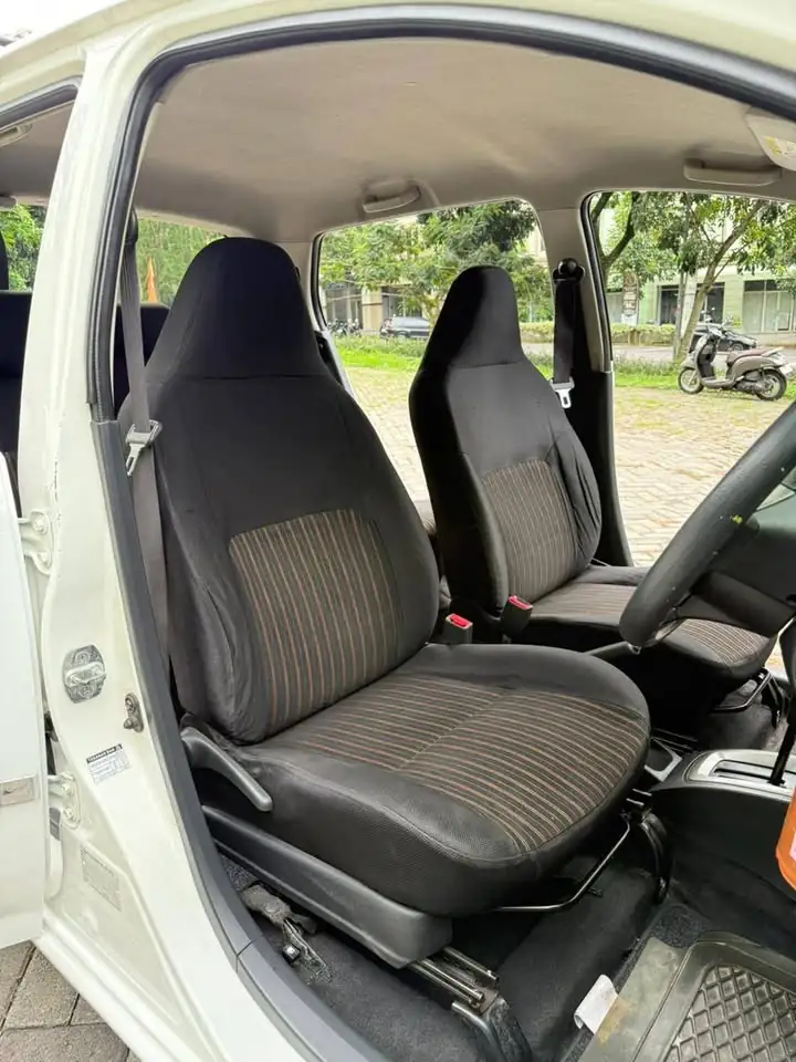TOYOTA AGYA 1.2 G Tahun 2017