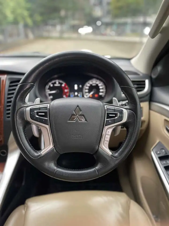 Mitsubishi Pajero Sport 2017