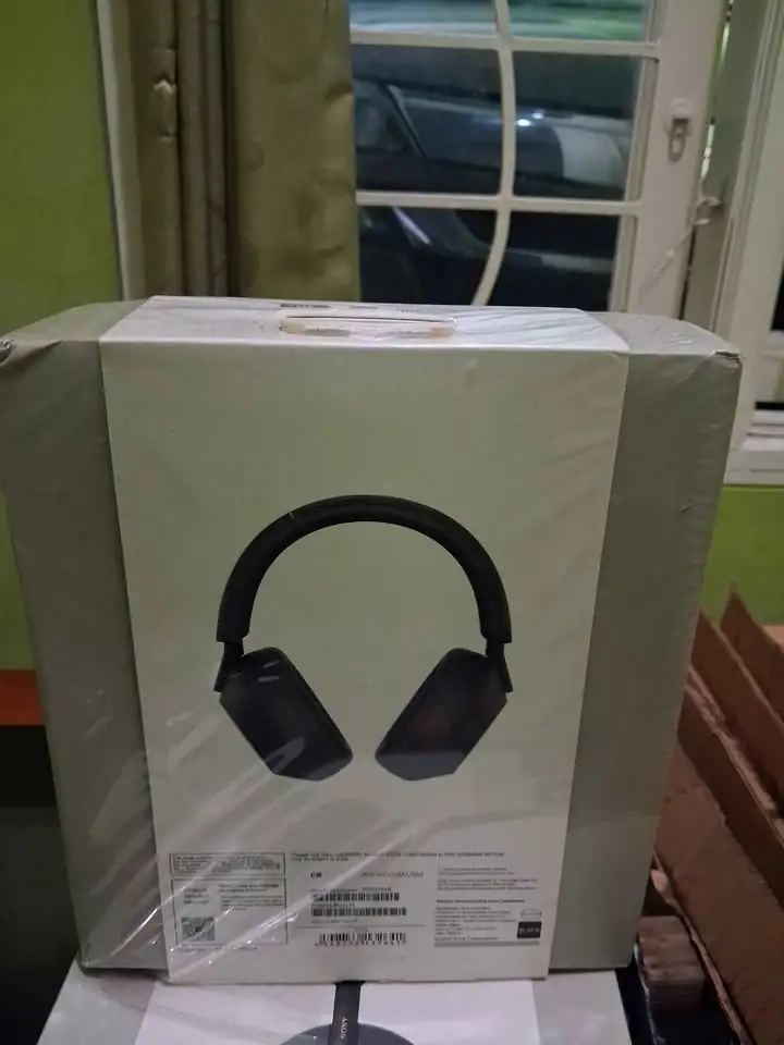 Earphone sony wh-1000xm5 baru