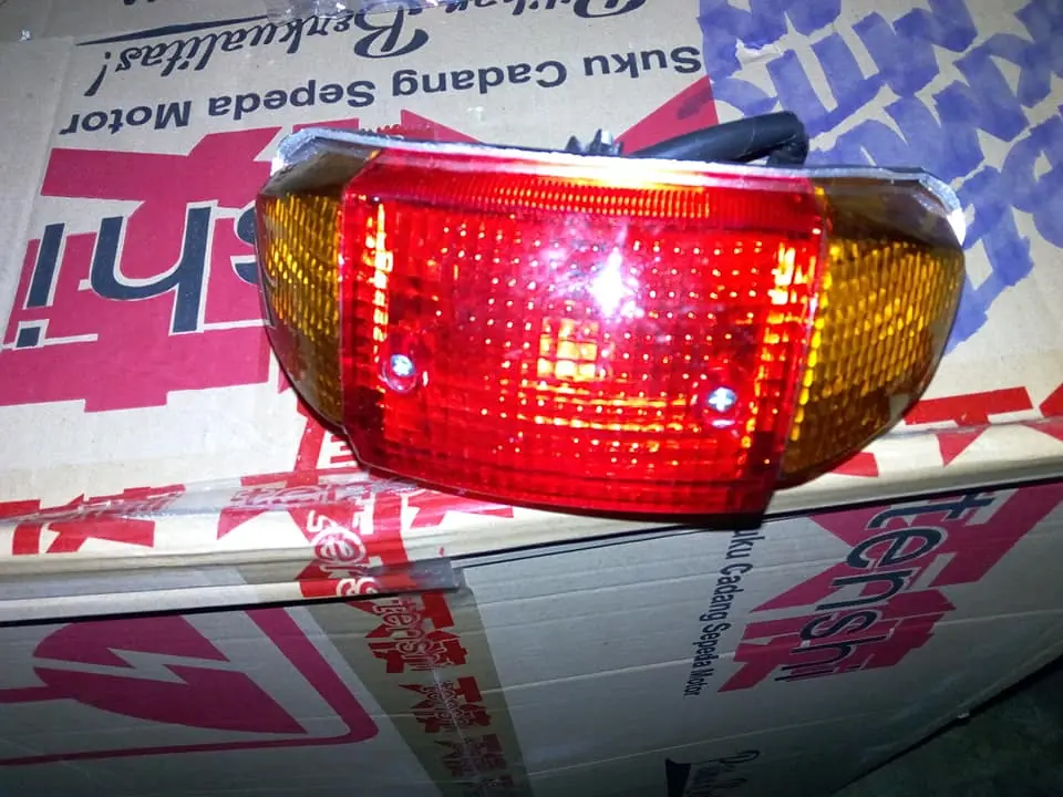 Sedia segala macam body2 motor.semua tipe & warna