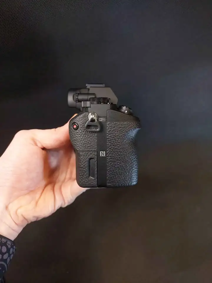 Kamera mirrorless sony a7ii body only/kit
