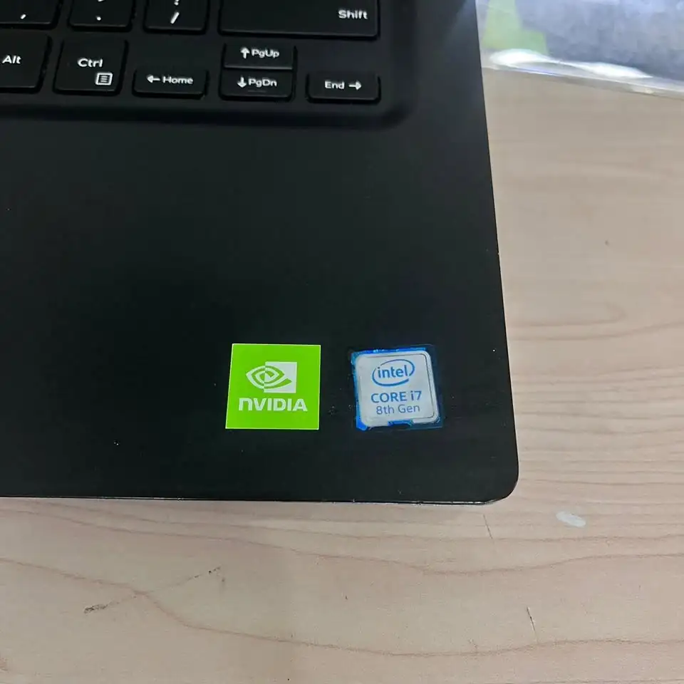 DELL VISTRO COREI7 GEN8TH 8GB NVME 256GB NVIDIA MX130 14 INCH IPS