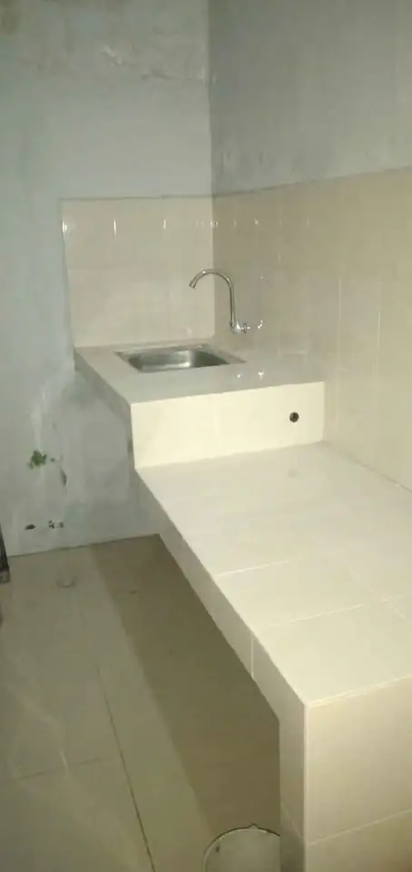 Dikontrakan rumah dengan fasilitas 2 Kamar Tidur 1 Kamar Mandi