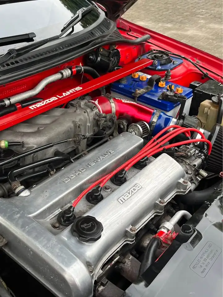 1995 Mazda 323 Lantis sedan