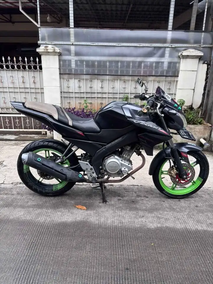 YAMAHA VIXION TAHUN 2014 NEGO