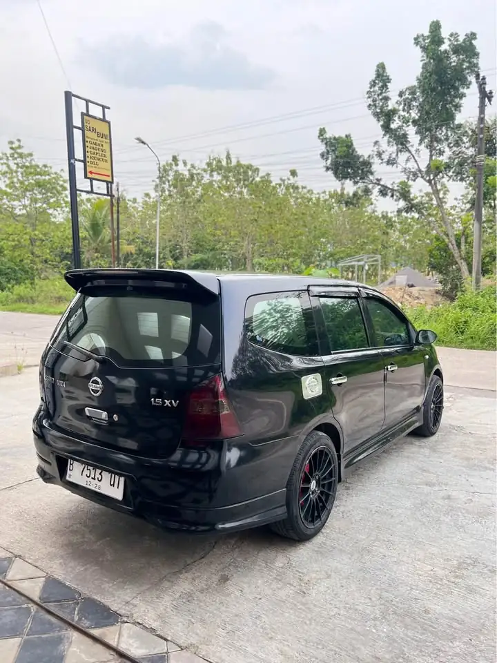 NISSAN GRAND LIVINA XV 2009 MANUAL TANGAN PERTAMA DARI BARU++