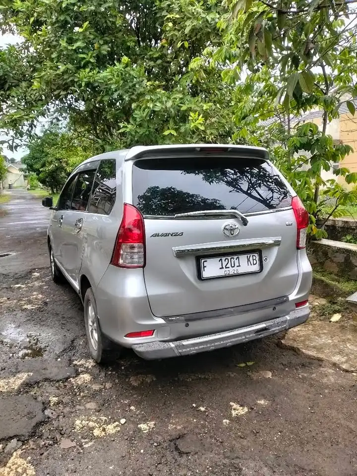Toyota Avanza tipe g tahun 2013